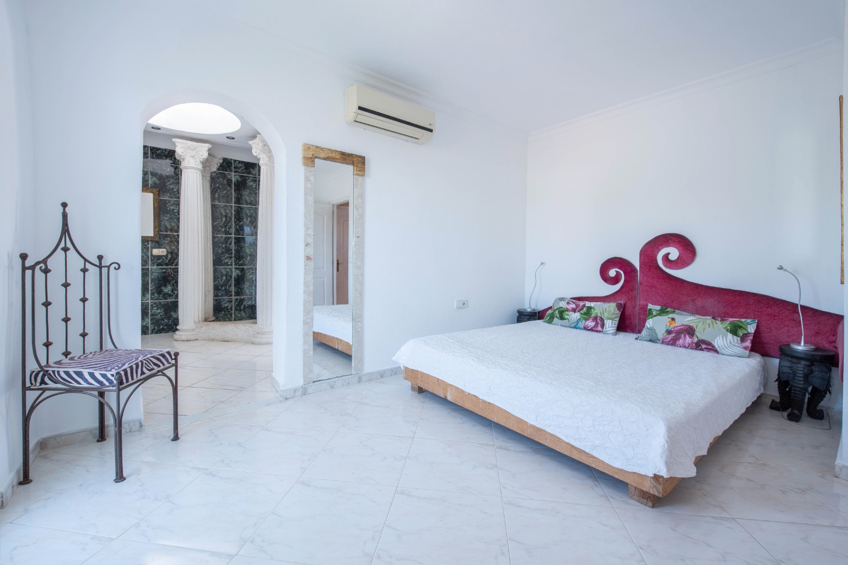 Luxury villa in Ibiza with 6 bedrooms and a modern pool.