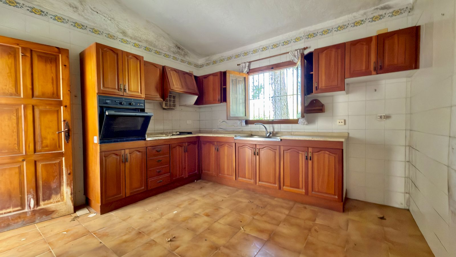 Chalet to reform for sale in Tosalet de Javea.