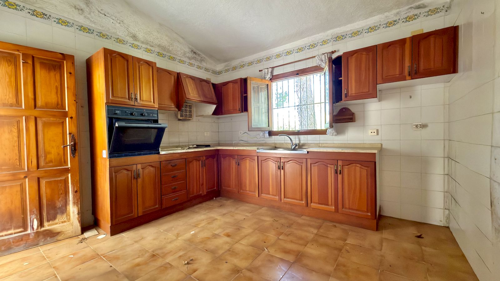 Chalet to reform for sale in Tosalet de Javea.