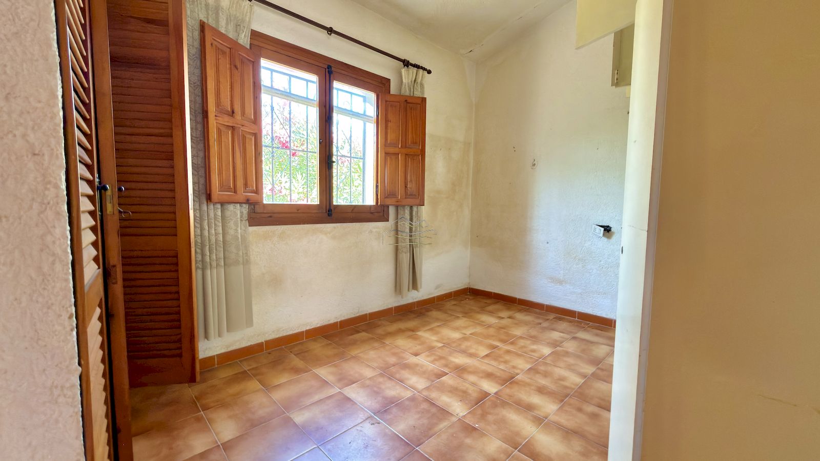 Chalet to reform for sale in Tosalet de Javea.