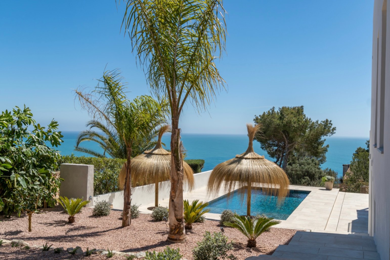 Modern villa for sale with sea view in Balcon al Mar, Javea/Xabia.