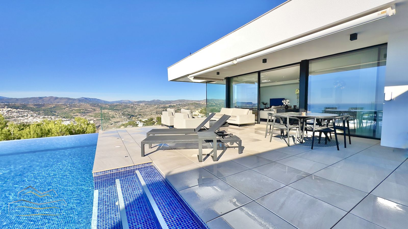 Modern Luxury Villa for Sale in Cumbre del Sol - Benitachell