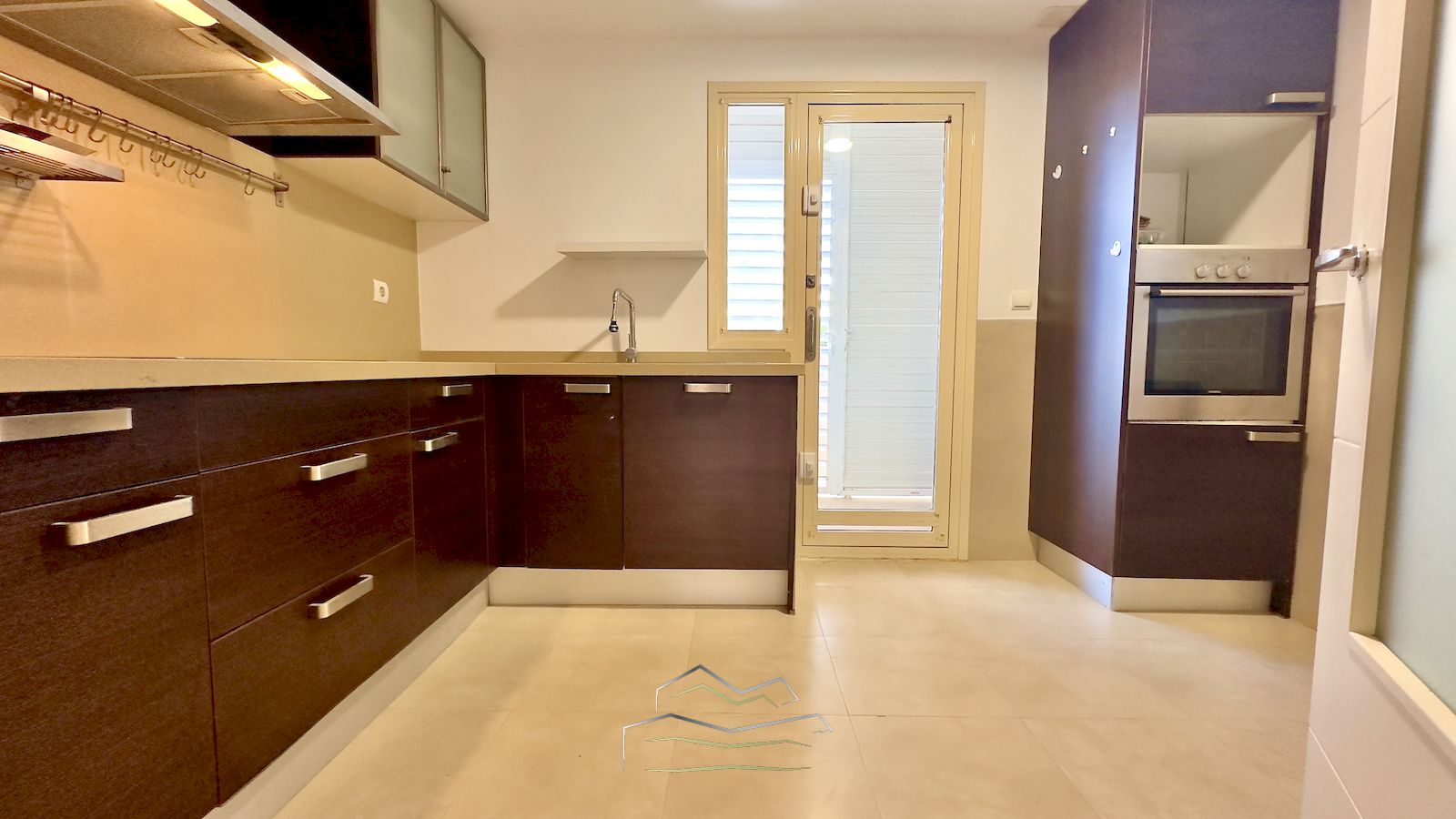 3 Bedroom Apartment for Sale in Playa del Arenal - Javea