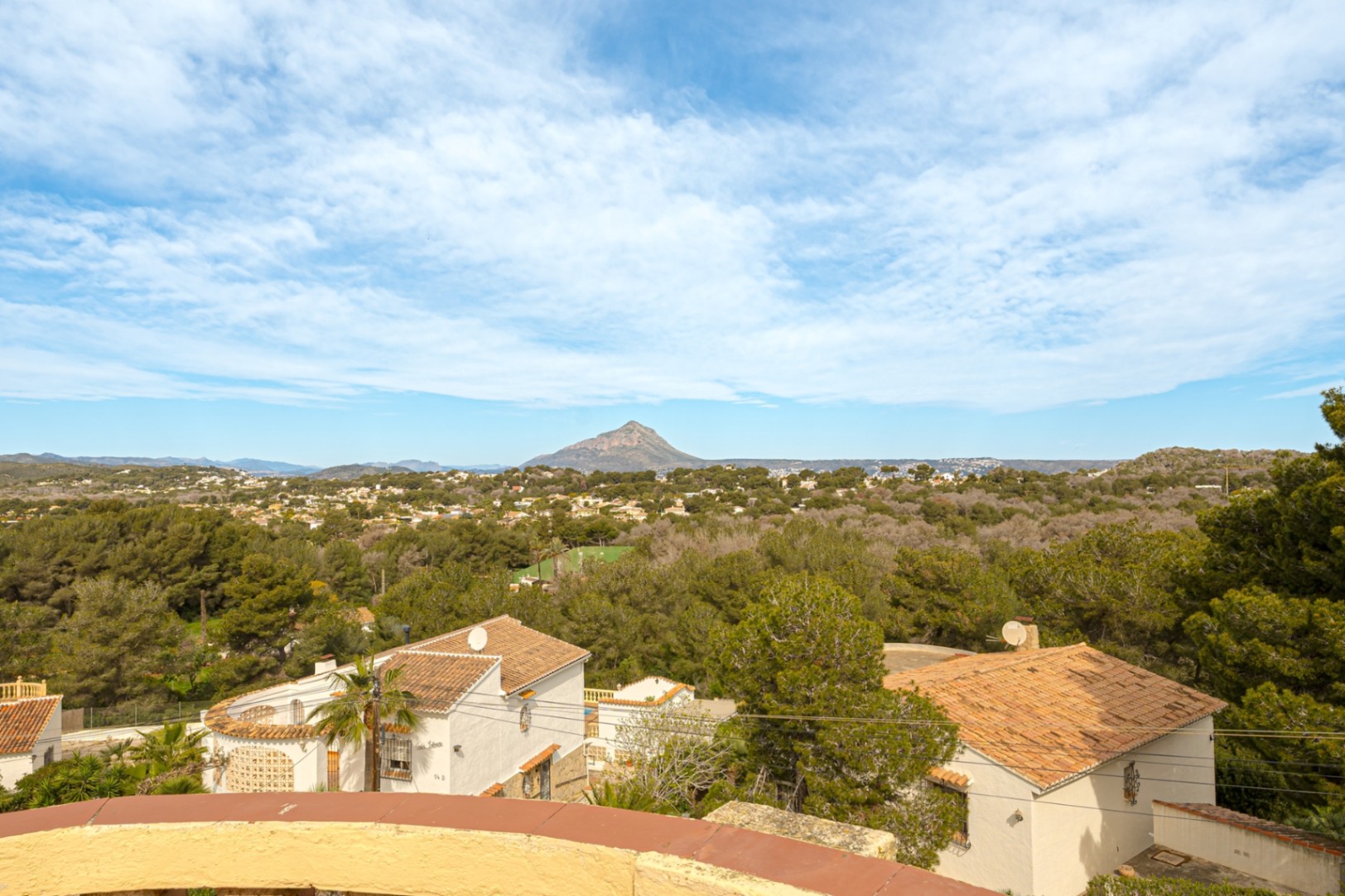 Villa for sale in Jávea with Stunning Views of Montgó in Balcón al Mar