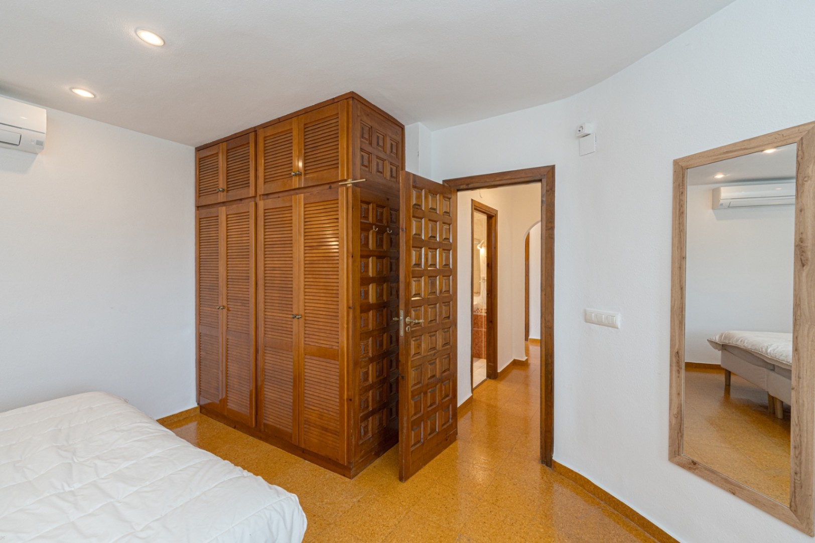 Villa for sale in Jávea with Stunning Views of Montgó in Balcón al Mar