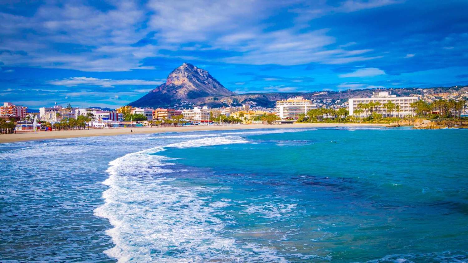 Villas with Pool for Rent in Jávea | Arenal Beach Holidays