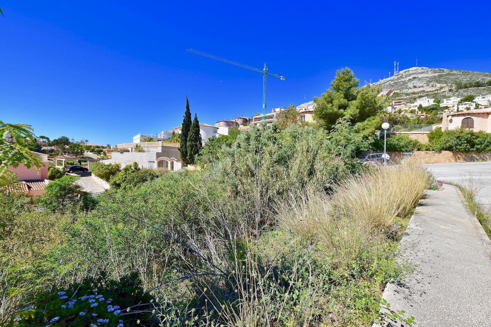 URBAN PLOT WITH SEA VIEWS FOR SALE IN BENITACHELL, COSTA BLANCA.