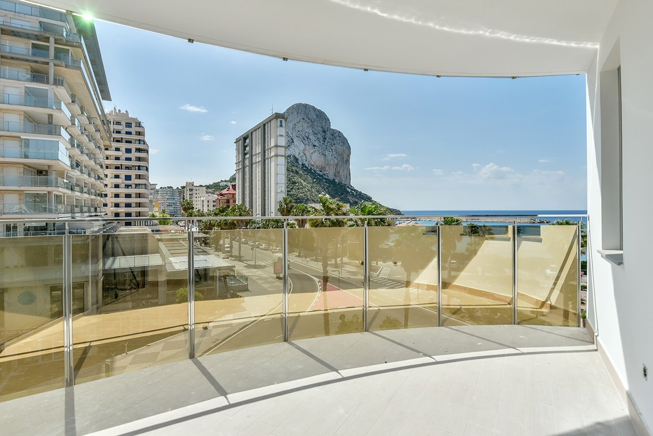 New construction apartment for sale in Calpe with sea views - Costa Blanca