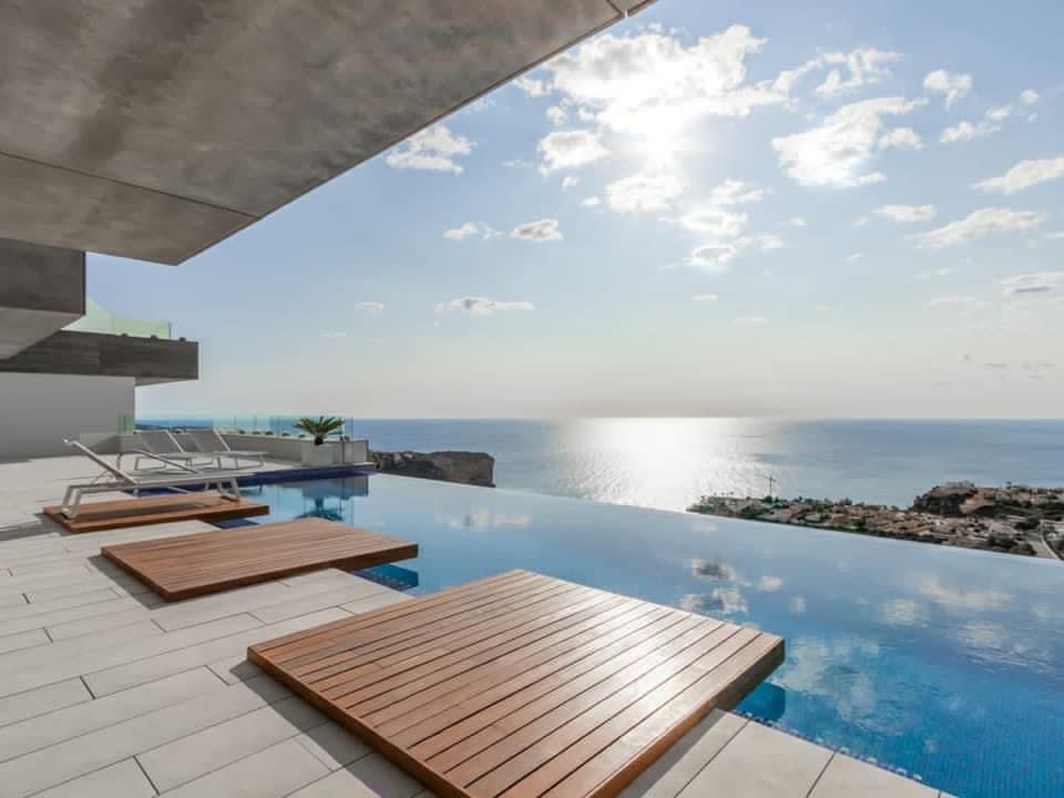Fantastic luxury penthouse with the Mediterranean sea view for sale - Cumbre del Sol - Costa Blanca