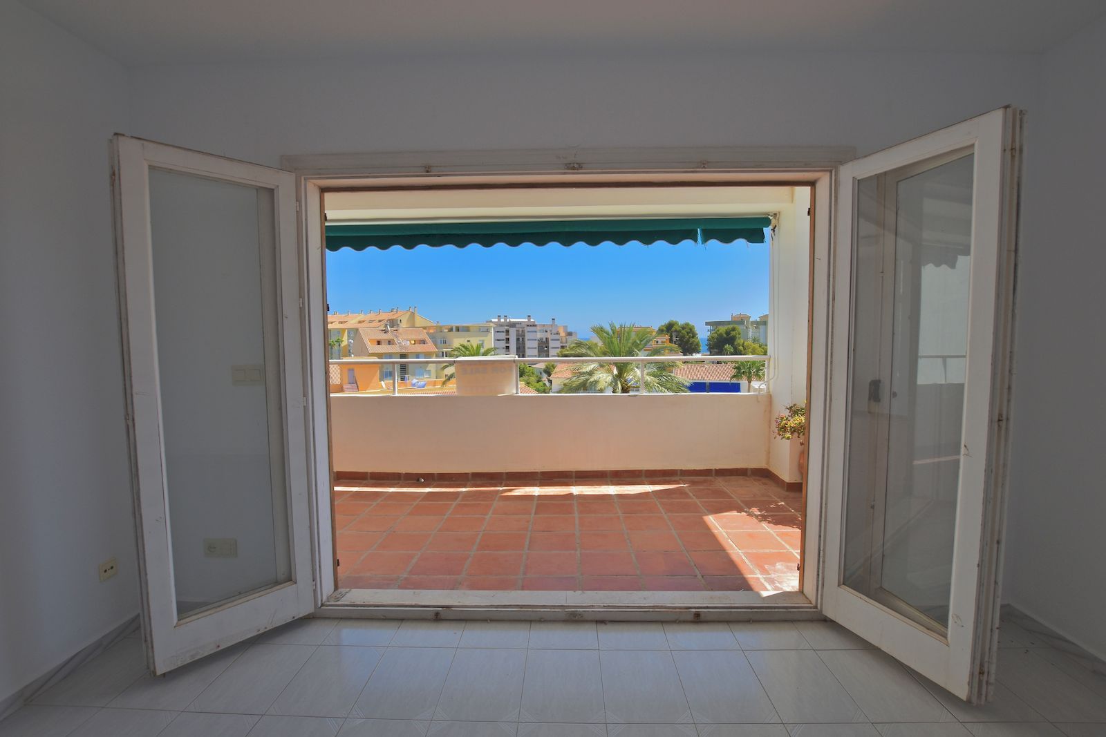 Apartment for sale with Sea View in Cala Blanca - Javea