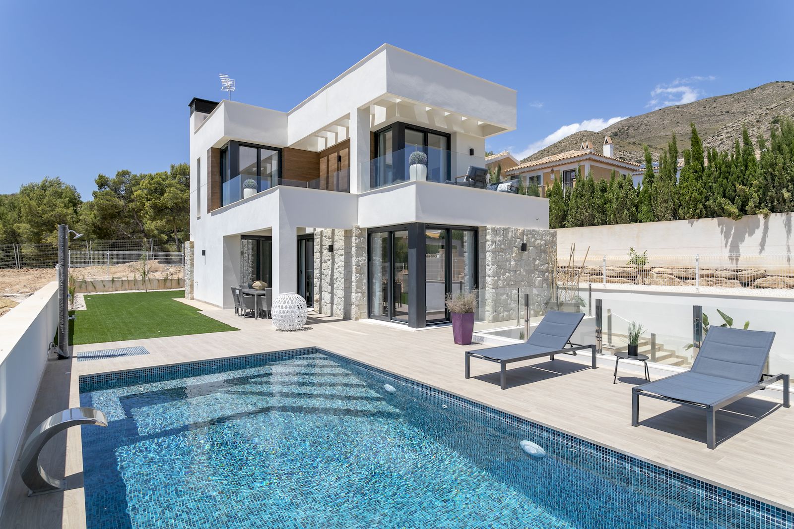 Modern-style New Build Villa for sale in Benidorm - Costa Blanca