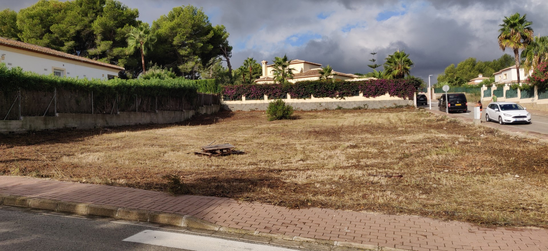 Plot for sale ready to build with license and approved project in Las Laderas - Javea
